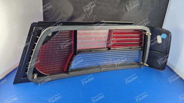 Feu arrière gauche - PEUGEOT 405 / Pars / Khazar - 0087017 / 6751223- 2