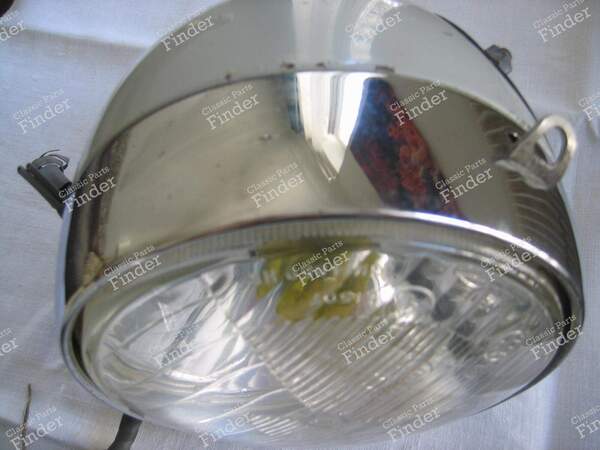 "Bulb" headlights - CITROËN DS / ID - 2