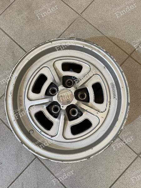 4 x Fiat 130 coupe aluminum alloy wheels 14" x 6.5 Cromodora, mod. CD 7, (pcd) 5x108 with original Fiat central logo - FIAT 130 - 0