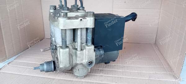 ABS block - AUDI 80/90 (B3/B4) - 0265201049 / 4A0614111A- 5