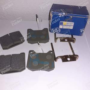 Rear brake pads - PEUGEOT 504