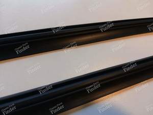 External window wiper seals for 204, 304, 504, or 604 - PEUGEOT 504 Coupé / Cabriolet - Equiv. 9313.11 ou 9330.02- thumb-1