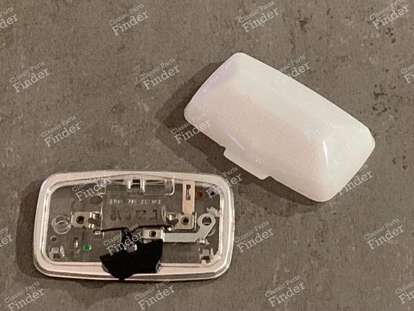 Eclairage de plafonnier - CITROËN Ami 8 / Super - 715- 2