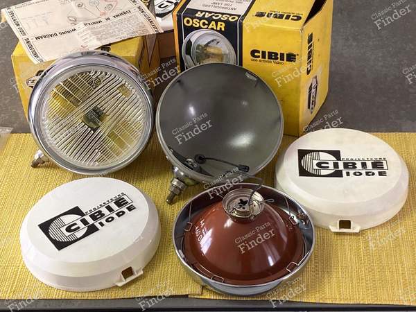 Oscars Fog lamps Cibié Top Iode, R8 Gordini, Alpine A110... - SIMCA 900 / Simc'4 / 1000 / 1005 / 1006 / 1118 /Abarth 1150 - SAE F2- 2