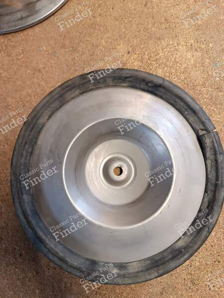 Chrome wheel cover - PEUGEOT 104 / 104 Z - 1