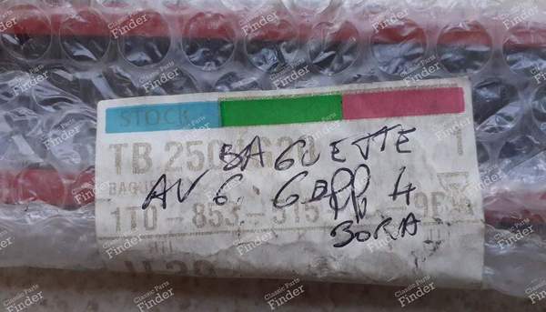 Baguette de porte avant gauche pour VW Golf 4/Bora - VOLKSWAGEN (VW) Golf IV / Bora / Jetta - TB2504G20- 1