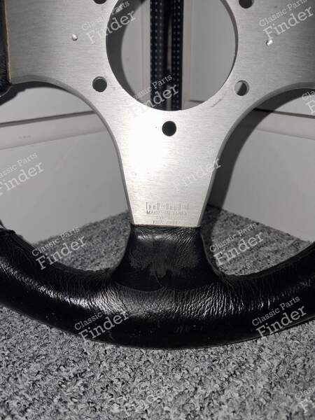 MOMO-Lenkrad - VOLKSWAGEN (VW) Golf I / Rabbit / Caddy / Jetta - KBA70142- 1