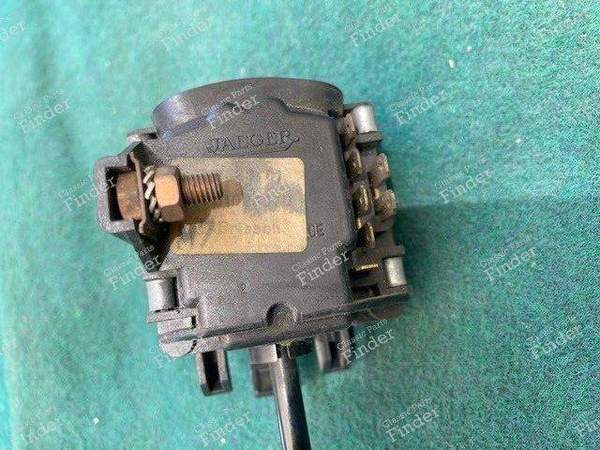 Headlight switch - RENAULT 5 / 7 (R5 / Siete) - 7701025570- 2