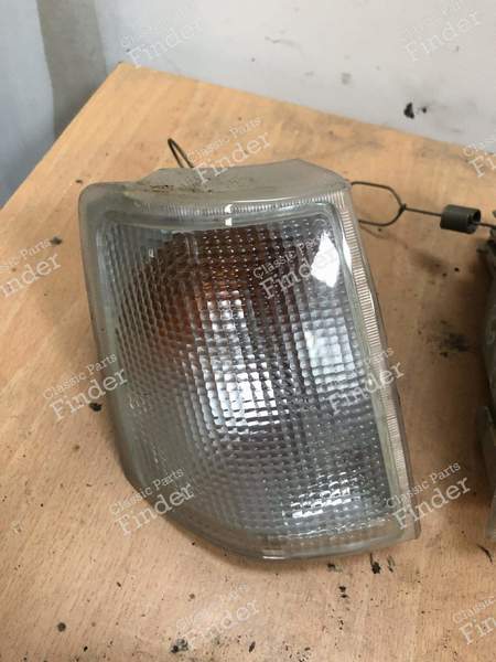 Right front turn signal - OPEL Corsa (A) - 1226000