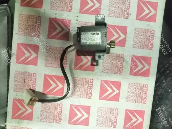 Moteur de commande de ventilation interieure - CITROËN CX - 90.948.01.695 / 0390721012