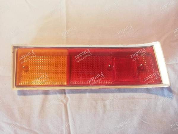Taillight for Renault 10 First Series - Left - RENAULT 8 / 10 (R8 / R10) - P.K. LMP 3693- 5
