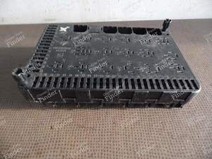 PLATINE TÜR FUSIBLES UND RELAIS - 944 Phase 2 - PORSCHE 944 - 94461011000- thumb-2