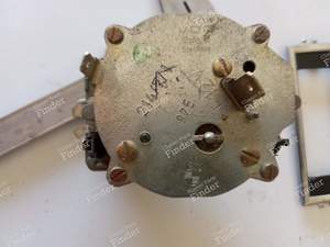 Uhr - BMW 2800 CS/2.5 CS/3.0 CS/3.0 CSI/3.0 CSL (E9) - 217/7/1 (?)- thumb-2