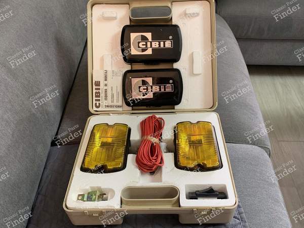 1 Complete set Cibié Iode Fog lamp 35 - RENAULT 5 / 7 (R5 / Siete) - 35 SAE 02- 0