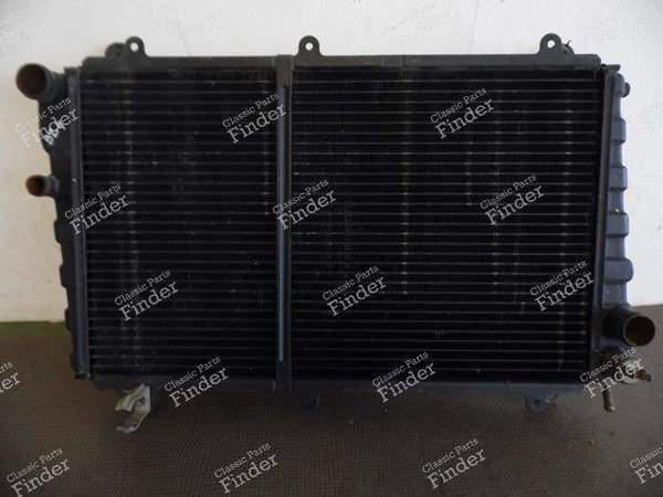 PORSCHE 924 COOLING RADIATOR - PORSCHE 924 - 477121251A équivalent à 477121251D- 0