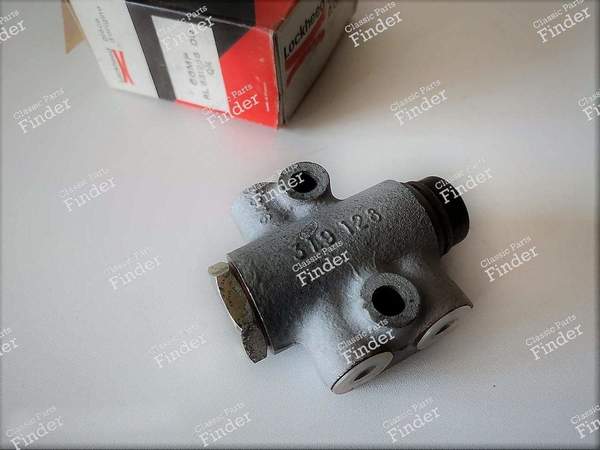 Régulateur de force de freinage - PEUGEOT 504 - 4861.08