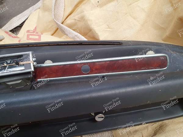 Armaturenbrett für BMW E3 3.0L - BMW 2500/2800/2.8/3.0/3.3 (E3) - 1