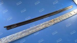 Baguette joint lèche vitre intérieur gauche pour PEUGEOT 205