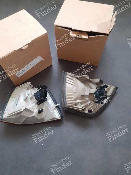 Paire de clignotants avant droit et gauche - BMW 3 (E36) - 183271 / Equiv. 63138353277 (L) / 63138353278 (R)- 1
