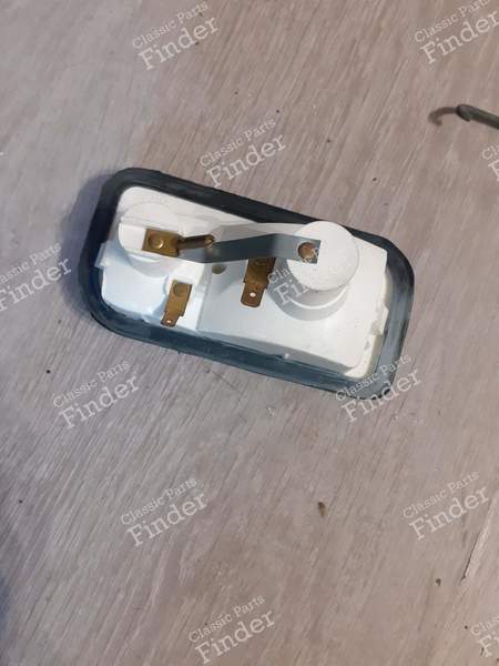 Turn signal / pilot light holder - RENAULT 4 / 3 / F (R4) - 2076A- 1