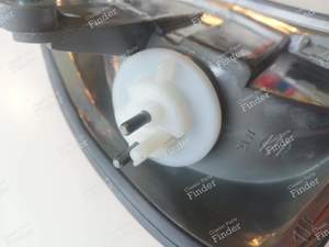 Feu clignotant avant gauche - HELLA - MERCEDES BENZ W123 - A0008200421- thumb-4