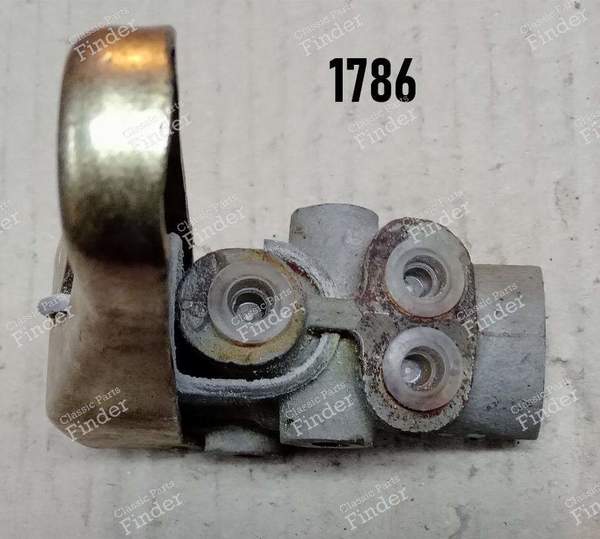 Brake distributor - RENAULT 16 (R16) - RS5943- 1