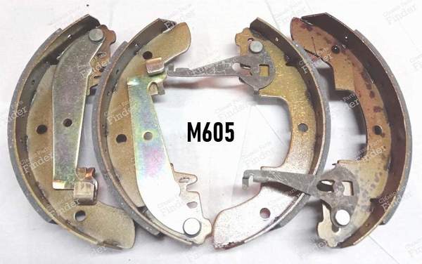 Set of 4 shoes for rear drum brakes - MATRA-SIMCA-TALBOT Rancho - MO.494- 0