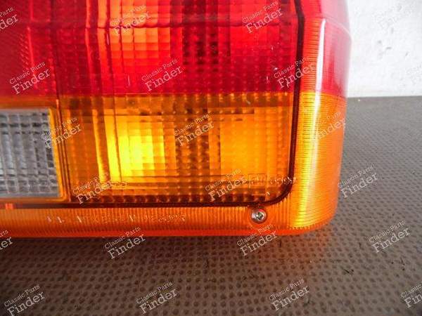FEU ARRIERE DROIT AUSTIN / MG METRO - AUSTIN Metro - BAU2038 ou XJF10024 Maganatex E309R- 5