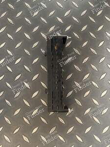 Fuse box - MASERATI 3500 GT - thumb-3