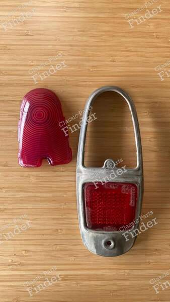 Rear taillight lens - PEUGEOT 403 - 1
