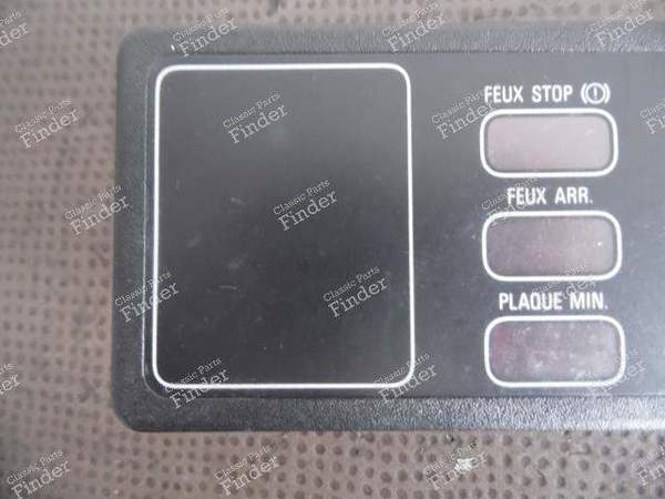 CONTROL UNIT - BMW 3 (E30) - BMW 62141380638 VDO 100.039/027/009- 2