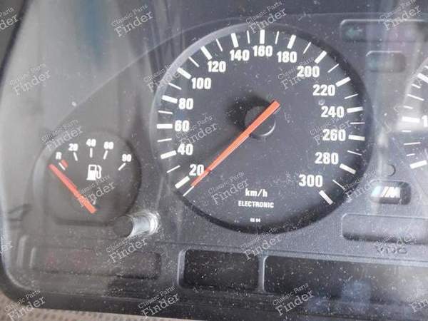 COMBINE D'INSTRUMENTS 13888019 BMW M5 E34 - BMW 5 (E34) - 1 388 801 9- 2