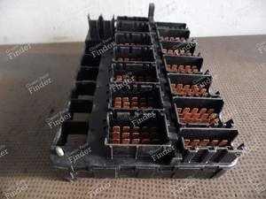 PLATINE TÜR FUSIBLES UND RELAIS - 944 Phase 2 - PORSCHE 944 - 94461011000- thumb-9