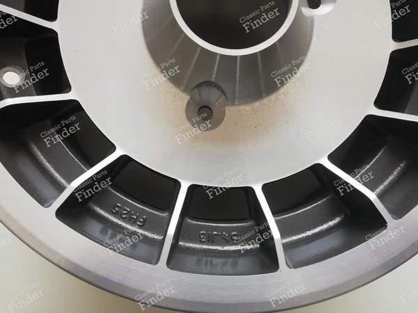 Original AMIL Felge - Alpine Turbo Version - RENAULT 5 / 7 (R5 / Siete) - 6001001966- 3