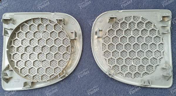 Speaker grilles - RENAULT Twingo I - 7700422526 (D) / 7700422525 (G)- 1