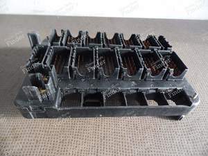 PLATINE TÜR FUSIBLES UND RELAIS - 944 Phase 2 - PORSCHE 944 - 94461011000- thumb-8