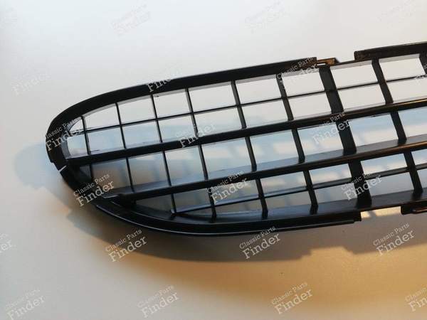 Bumper grille until early 2003 - PEUGEOT 406 Coupé - 7414.X6- 1