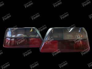 Feux arrière foncés (paire) - Phase 1 - PEUGEOT 605 - 6350C6- thumb-1
