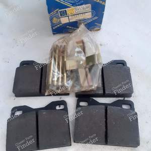 Front brake pads for PEUGEOT 104 / 104 Z