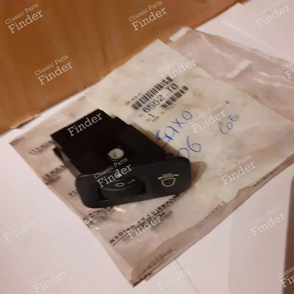 Interrupteur de réglage de la hauteur des phares - Peugeot-Citroën - PEUGEOT 205 - 6552.TO- 1