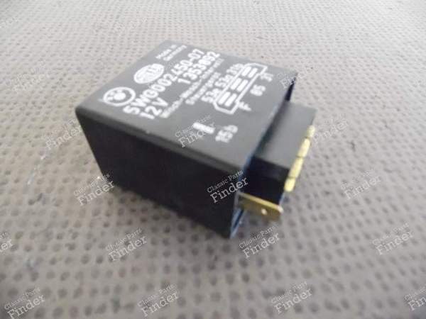 RELAIS INTERMITTIERENDER SCHEIBENWISCHER 1353892 BMW E24 & E12 - BMW 6 (E24) - 61311357904- 3