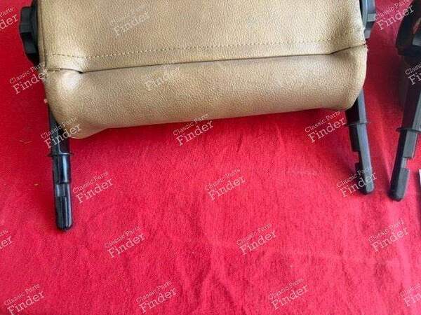 Paire d'appuie tête originaux - RENAULT 16 (R16) - 01554829- 7
