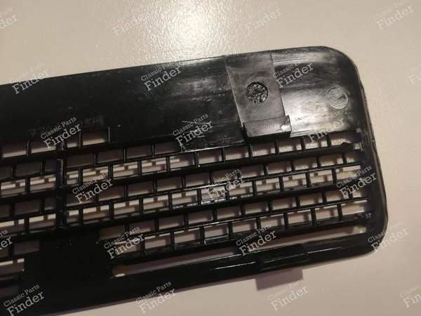 Hood ventilation grille - RENAULT 9 / Alliance / Broadway / 11 / Encore (R9 / R11) - 7704000879- 5