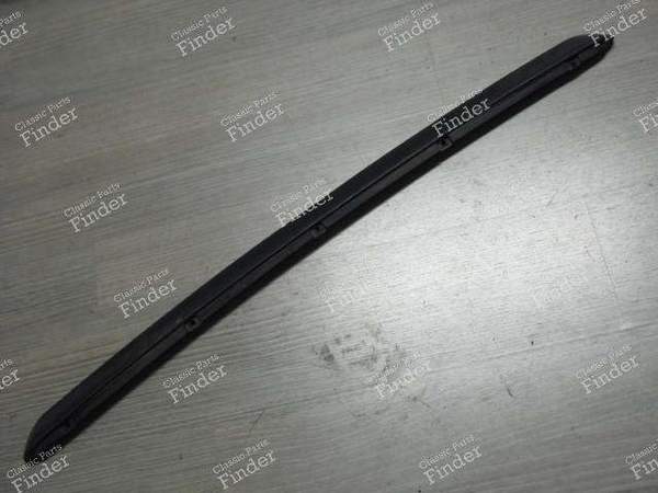 BECQUET DE HAYON ARRIÈRE - PEUGEOT 205 - 8742.28- 3