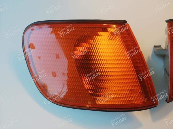 Paire de feux clignotants - AUDI 100/A6 (C4) - 137983 (L) / 137984 (R)- 2