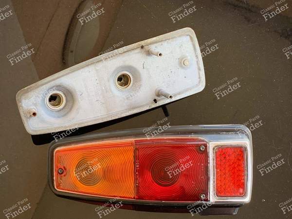 Left rear light R8 or Alpine A110 - RENAULT 8 / 10 (R8 / R10) - 3690- 0