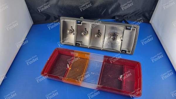 Feu arrière complet - PEUGEOT 205 - 72275 / 9406340660- 2