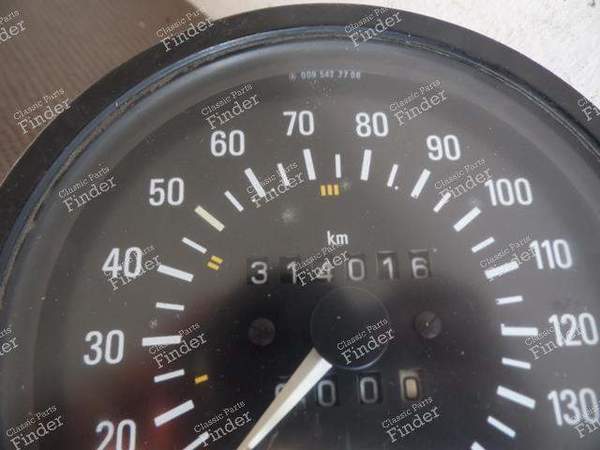 KILOMETERZÄHLER - MERCEDES BENZ TN/T1 - Références 0095427706 ou A0095427706 équivalentes à A0105421706- 2