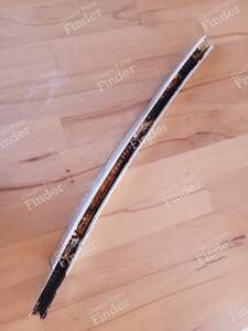 Fenster-Chromzierleiste an der hinteren linken Tür - MERCEDES BENZ /8 (W114 / W115) - A1157280231- thumb-1