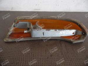 RIGHT TURN SIGNAL 63131350976 BMW NEUE KLASSE - BMW 1500 / 1600 / 1800 / 2000 (Neue Klasse) - 63131350976- thumb-6